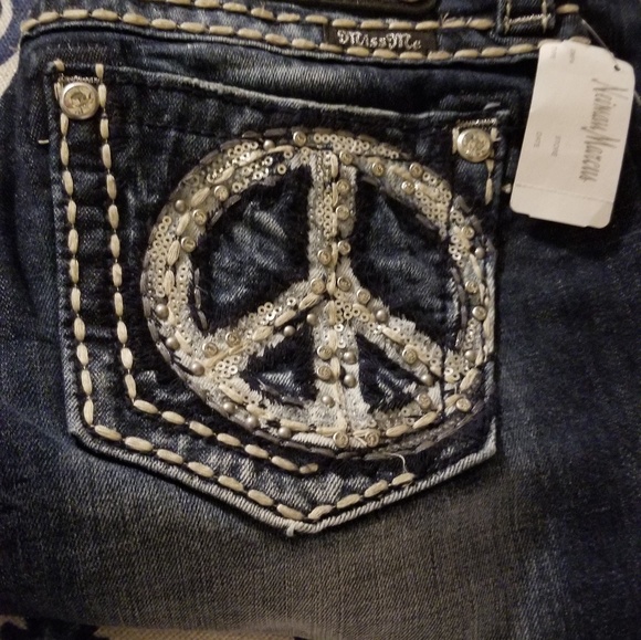 Jeans - Picture 6 of 8